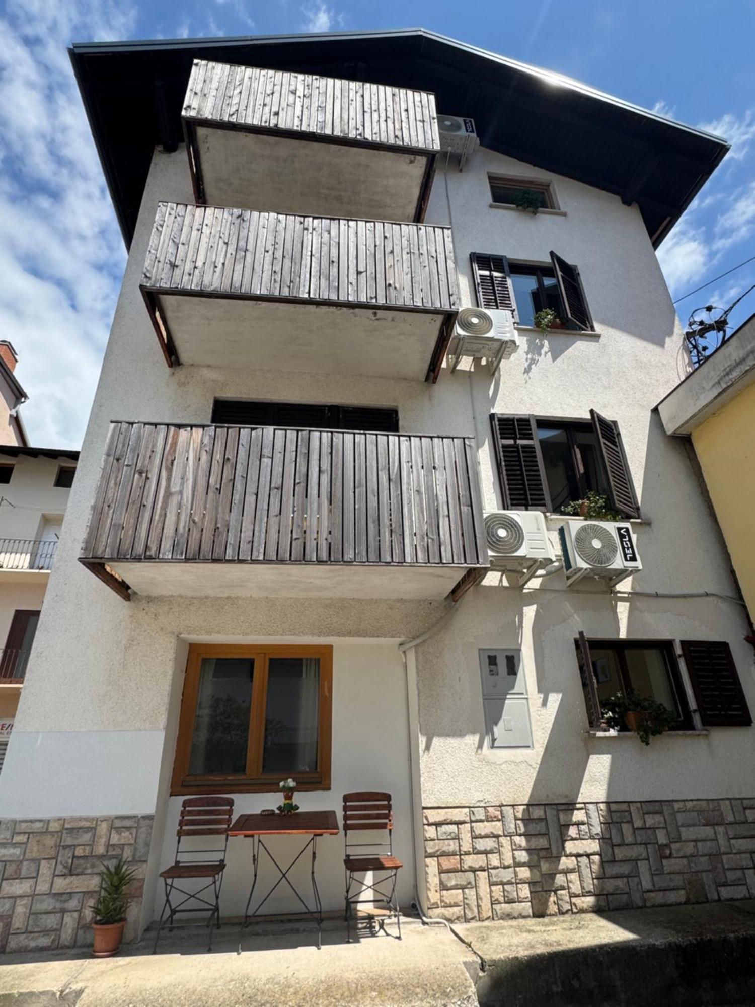 Ferienwohnung Old Square House - Hisa Na Starem Trgu Tolmin Exterior foto